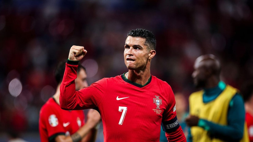 维护球场秩 维护球场秩